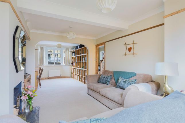 13, Chapel Way, Epsom photo 4