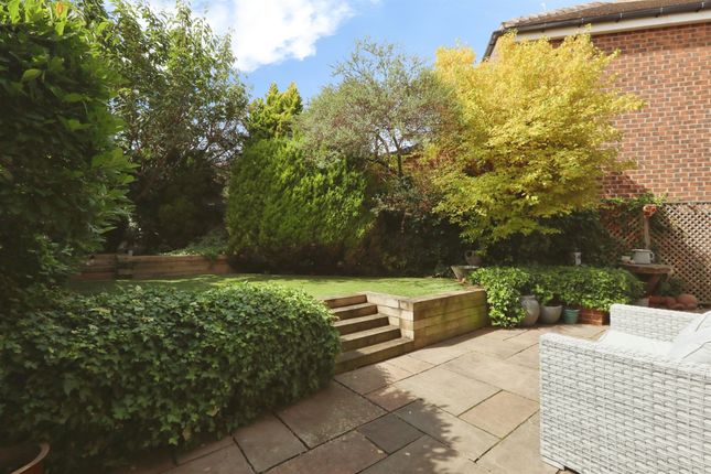 28, Redthorn Road, Sheffield photo 4
