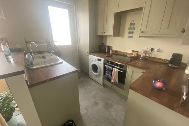 4a Deans Road, Bournemouth photo 3