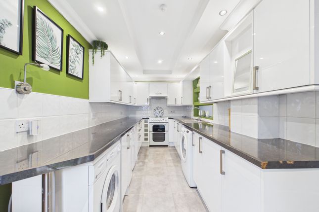15 Camelon Crescent, Glasgow photo 4
