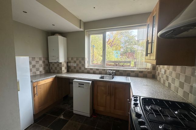 22, Cedar Grove, Wolverhampton photo 3