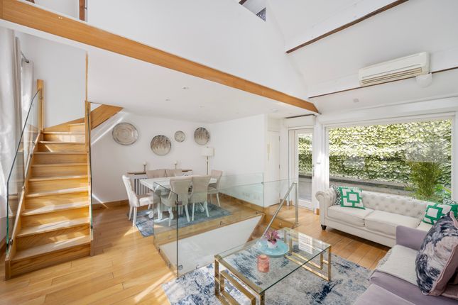 17 Ovington Mews, London photo 4