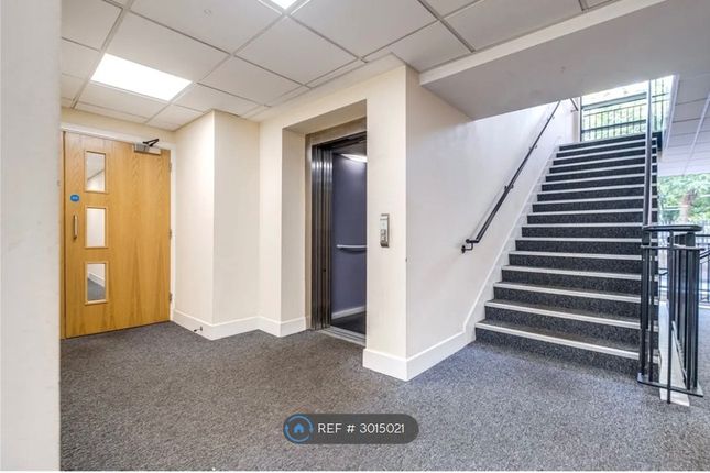 Flat, Regal Court Bishopsgate St, Birmingham photo 2
