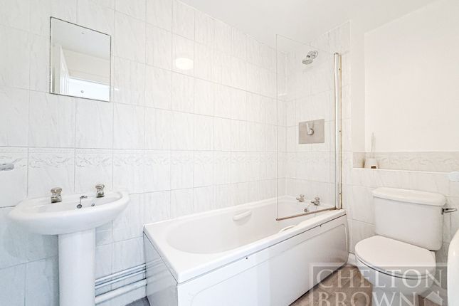 Flat 2, 33, Henry Bird Way, Northamptonshire photo 3