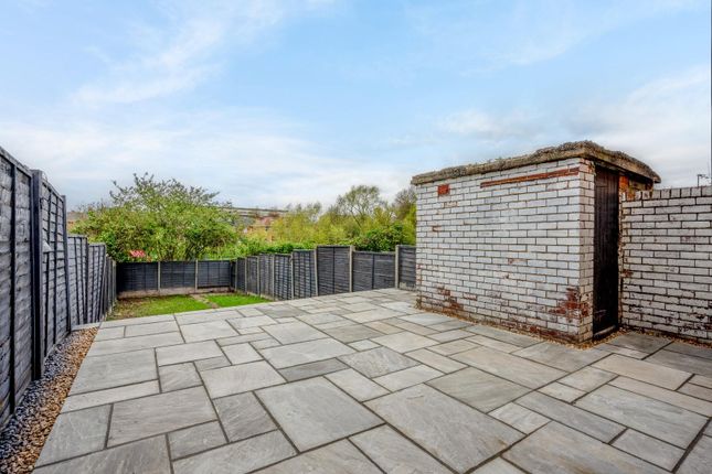 Terraced house for sale in Dodsworth Avenue, York