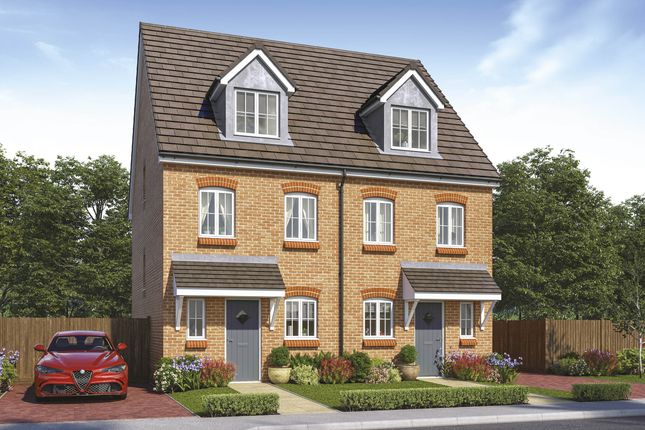 3-bed semi-detached on Doubleday Way, Fradley, Lichfield, £335,000