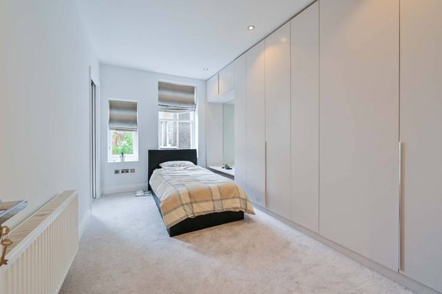 Flat to rent in Abbey Road NW8, St John's Wood, London,