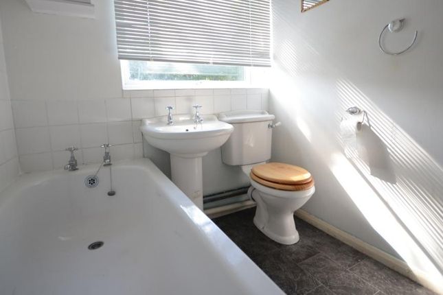 13, Brittain Court, Sandhurst photo 5
