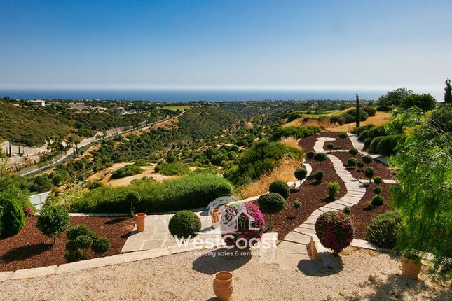 Villa for sale in Aphrodite Hills, Paphos, Cyprus