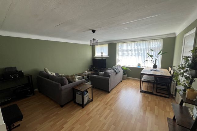 Flat 9, Liverpool photo 3