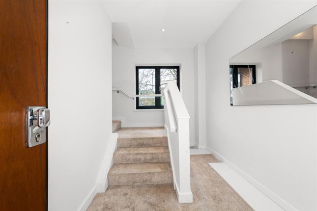 Flat for sale in Bickley Park Road, Bickley, Bromley