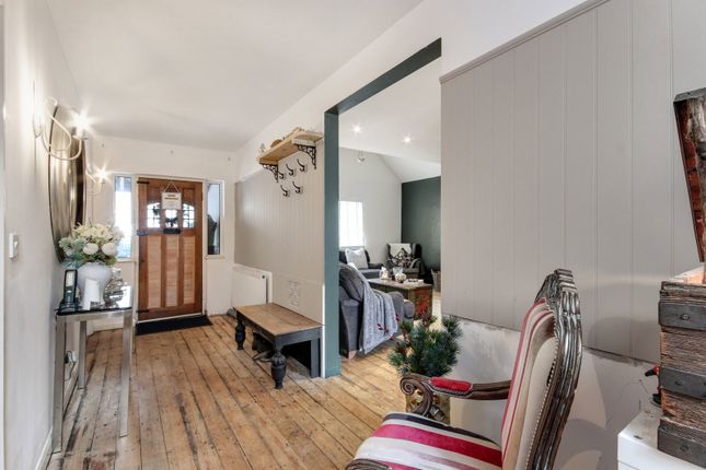 The Little Cottage, Pilgrims Way, West Malling photo 2
