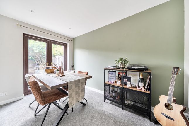8, Samson Court, Nottingham photo 4
