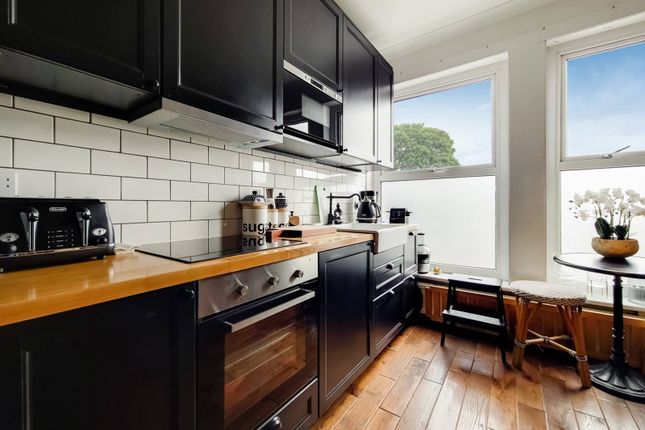 3 bed flat for sale in Tulse Hill, Tulse Hill, London SW2
