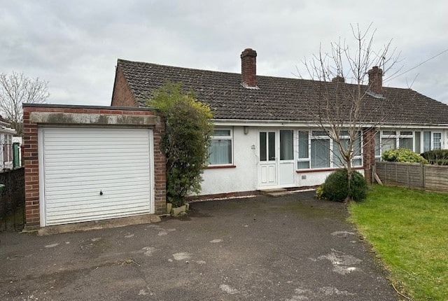 Thumbnail Semi-detached bungalow for sale in Northway, Thatcham