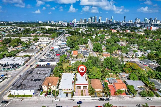 Town house for sale in 3501 Nw 11 Ct # B, Miami, Florida, 33127, United States Of America