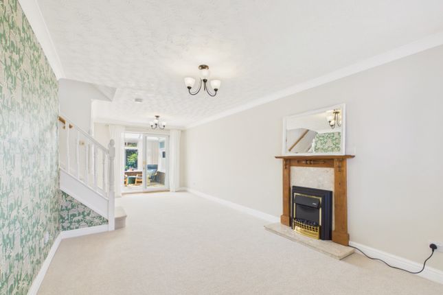 9 Basil Drive, Beverley, East Riding of Yorkshire photo 2