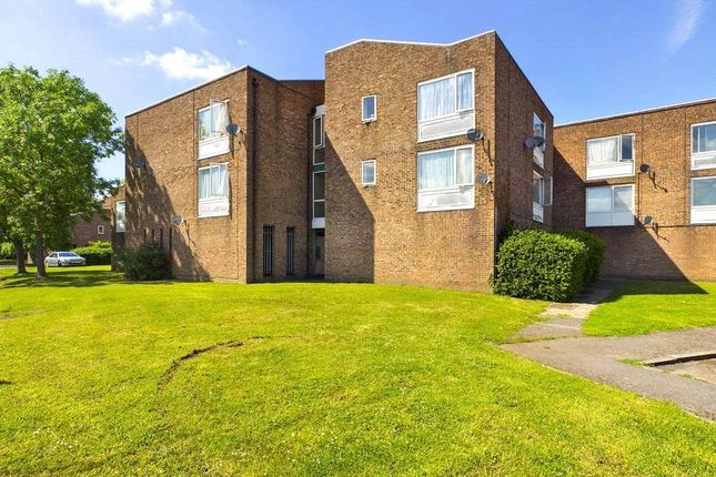 Thumbnail Flat to rent in Whitley Close, Stanwell, Staines-Upon-Thames, Surrey