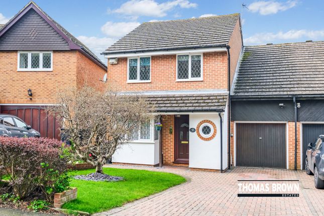 Detached house for sale in Woodside, Chelsfield, Orpington
