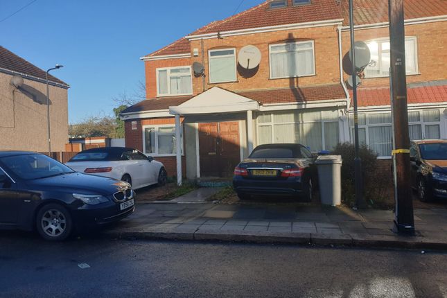 Thumbnail Terraced house for sale in Sunnymead Road, Kingsbury