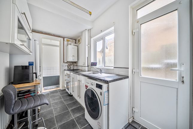 62A,, Burford Road, London photo 3