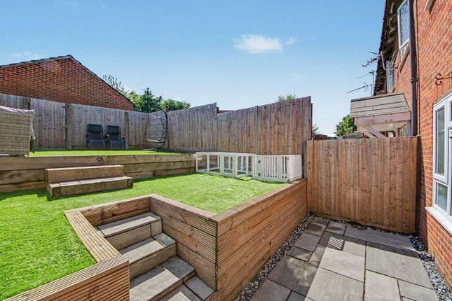 26 Glen Road, Southampton photo 4