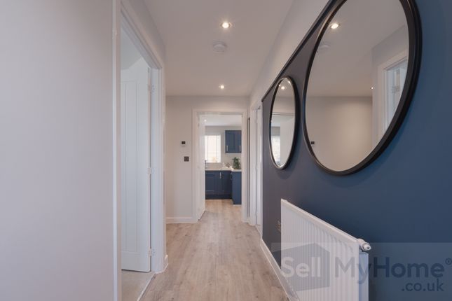 13 Tigers Road, Leicester photo 2