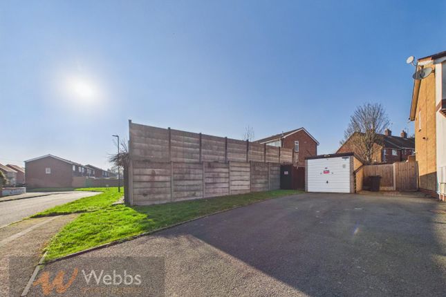 59, Wenlock Gardens, Walsall photo 2