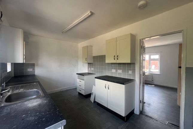 76 Church Parade, Oakengates, Telford photo 4