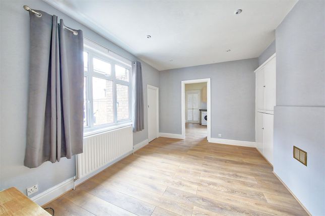 9, Strickland Row, London photo 2