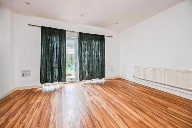 12, Sycamore Drive, Liverpool photo 4