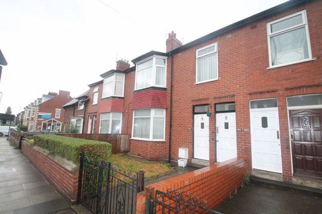 Maisonette to rent in Chillingham Road, Newcastle Upon Tyne, 4 Bedroom Property