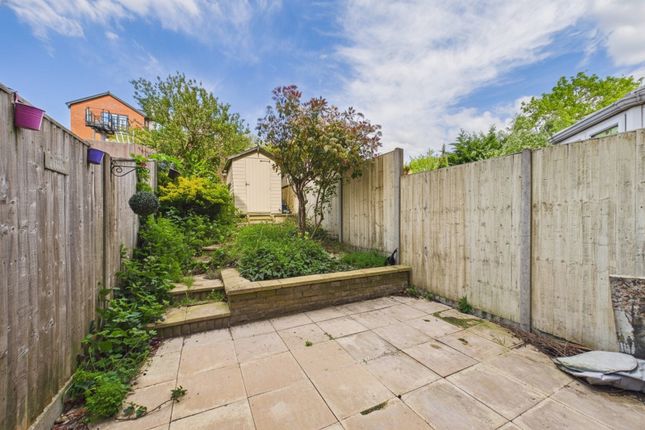 71, Oakey Drive, Wokingham photo 4