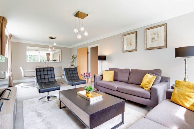 Flat to rent in St Johns Wood Park, St Johns Wood