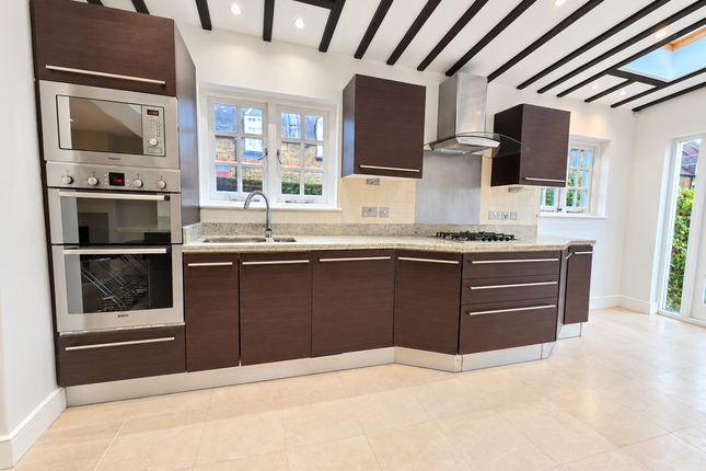 Rasper road, Whetstone photo 3