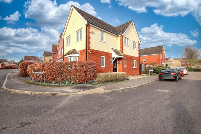 Detached house for sale in Strawberry Mead, Fair Oak, Eastleigh