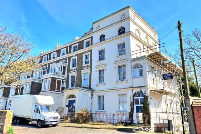 Flat to rent in Westcliff Terrace Mansions, Pegwell Road, Ramsgate