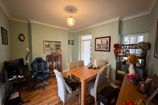 35 Swan Road, Baglan, Port Talbot photo 5