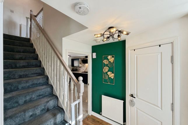 5, Wood Farm Close, Chester photo 3