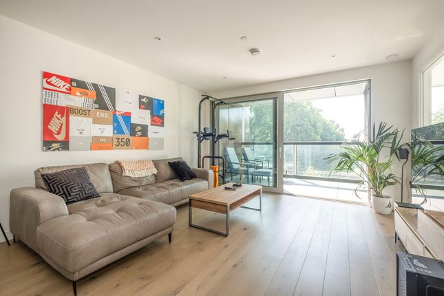 1-bed flat on Flat 5, Bronze Building, 18, Buckhold Road, London, £495,000
