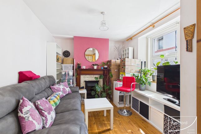 17 Princes Street, Paignton photo 2