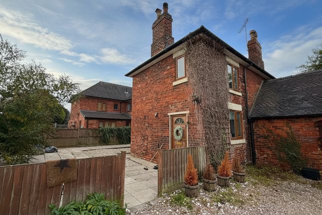 Mill Hill Farm, Main Road, Burton-On-Trent photo 2