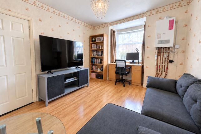 Dawley Road, Greater London photo 2