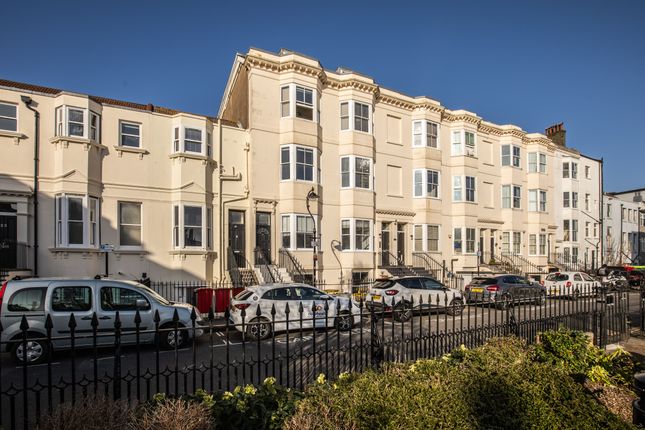 2-bed flat on Basement Flat, 27, Clarence Square, Brighton, £375,000