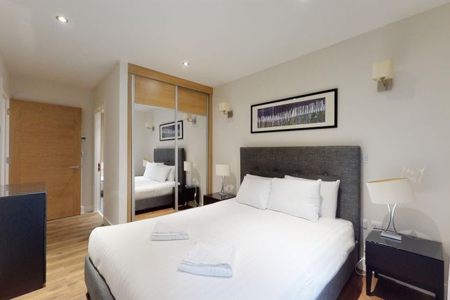 2-bed flat on 80, 203, Back Church Lane, London, £3,250/mo