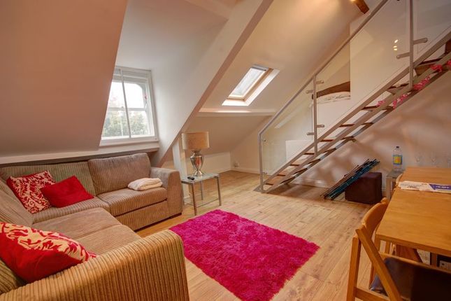3 Bedroom Flat in NE2 1NE