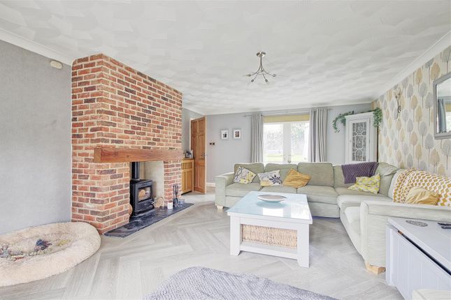 Detached house for sale in Markfield Rise, Sutton, Ely