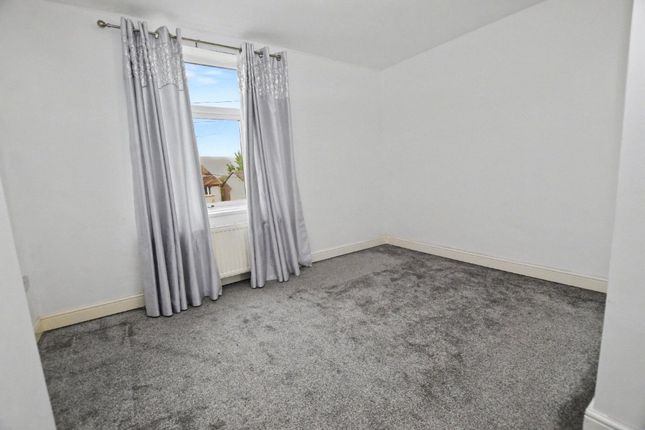 153, Painthorpe Lane, Wakefield photo 5