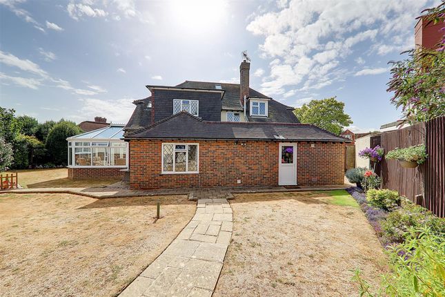 46 Parklands Avenue, Worthing photo 4