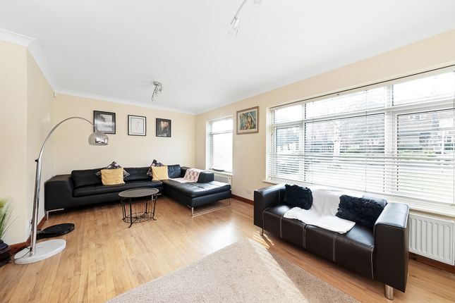7, Stamford Drive, Bromley photo 4